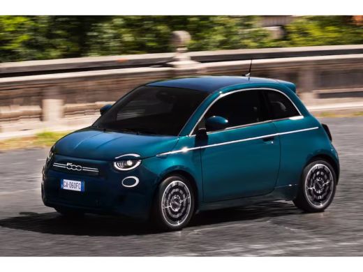 Fiat 500 3+1 Icon 42 kWh 94,12% SOH ActivLease financial lease
