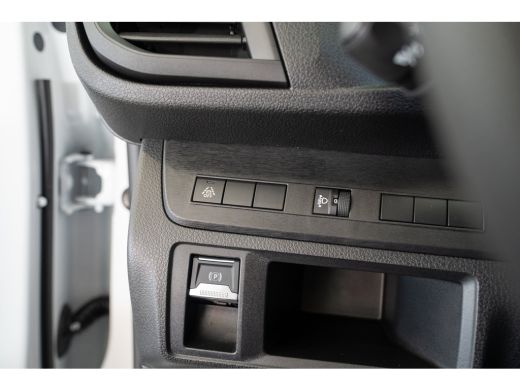 Fiat E-Scudo 75kWh 9 Persoons | 11 kW lader | 2 zitplaatsen rechtsvoor | Achterdeuren met ruiten ActivLease financial lease