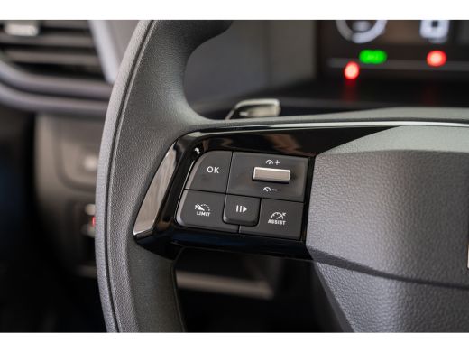 Fiat E-Scudo 75kWh 9 Persoons | 11 kW lader | 2 zitplaatsen rechtsvoor | Achterdeuren met ruiten ActivLease financial lease