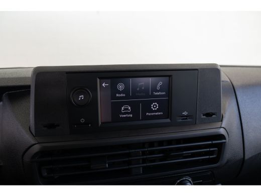 Fiat E-Scudo 75kWh 9 Persoons | 11 kW lader | 2 zitplaatsen rechtsvoor | Achterdeuren met ruiten ActivLease financial lease