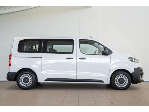 Fiat E-Scudo 75kWh 9 Persoons | 11 kW lader | 2 zitplaatsen rechtsvoor | Achterdeuren met ruiten ActivLease financial lease
