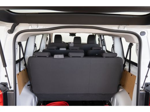 Fiat E-Scudo 75kWh 9 Persoons | 11 kW lader | 2 zitplaatsen rechtsvoor | Achterdeuren met ruiten ActivLease financial lease