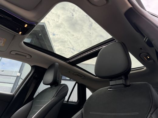 Mercedes-Benz GLC 400e 4MATIC AMG Line ACC-Pano-Head up-Trekhaak-20"-Keyless ActivLease financial lease