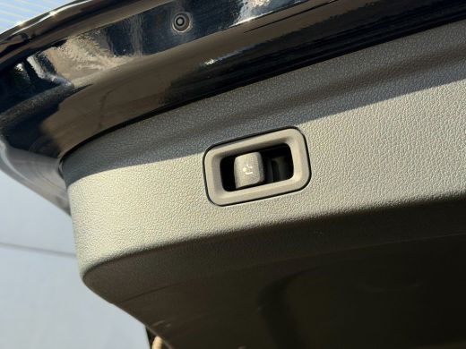 Mercedes-Benz GLE 400 d 4MATIC AMG Premium Plus Pano-ACC-22"-Head up-Soft close-Trekhaak-Burmester ActivLease financial lease