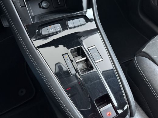 Opel Grandland 1.2 Turbo Ultimate | Achteruitrijcamera | Alcantara bekleding | Apple Carplay/Android Auto|telefo... ActivLease financial lease