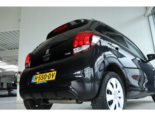 Peugeot 108 1.0 e-VTi Allure | Camera | Speedlimiter | LMV | Climate Control | Chroom | Elektr. Ramen | Carplay ActivLease financial lease