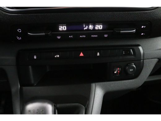 Peugeot Expert 231L 2.0 BlueHDI 120 Premium | Dubbele Schuifdeur | Climate Control | Trekhaak | Betimmering | Do... ActivLease financial lease