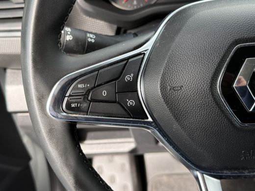 Renault Trafic 2.0 DCi 150 PK AUTOMAAT / L2H1 / TREKHAAK / **18.350 km** / AIRCO / CRUISE / CAMERA / 3-ZITS / LE... ActivLease financial lease