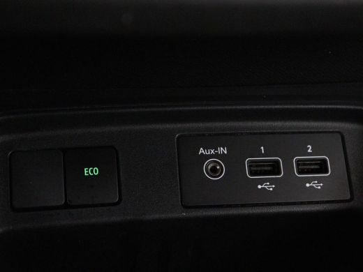 Renault Twingo R80 Collection | Navigatie | Climate control | Carplay | Bluetooth | Speedlimiter | DAB | LED | O... ActivLease financial lease