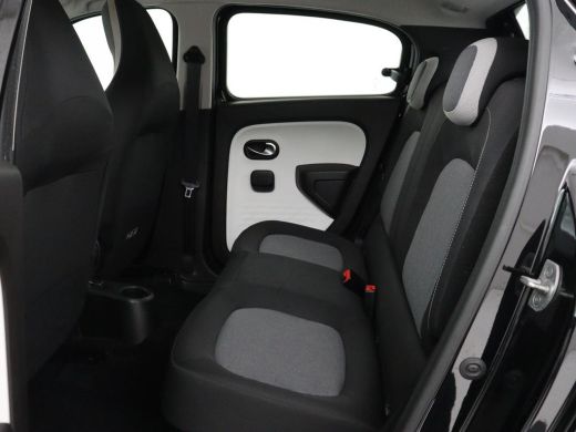 Renault Twingo R80 Collection | Navigatie | Climate control | Carplay | Bluetooth | Speedlimiter | DAB | LED | O... ActivLease financial lease