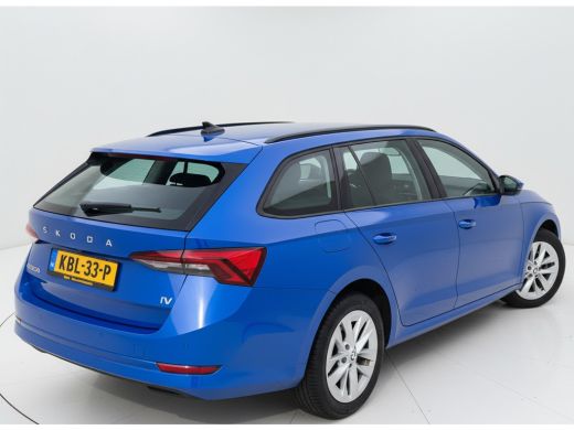 Skoda Octavia Combi TSI iV 204PK PHEV BUSINESS EDITION VIRTUAL/CRUISE/CARPLAY ActivLease financial lease