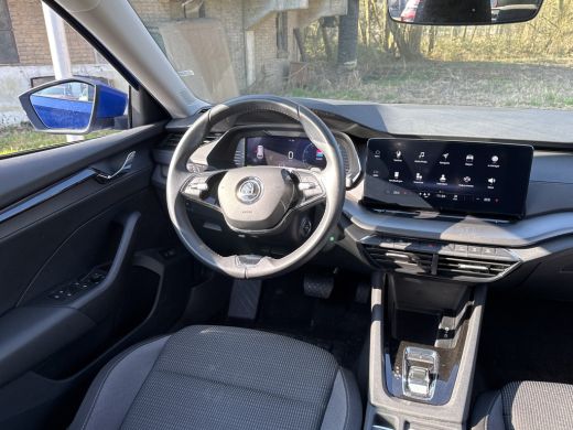 Skoda Octavia Combi TSI iV 204PK PHEV BUSINESS EDITION VIRTUAL/CRUISE/CARPLAY ActivLease financial lease