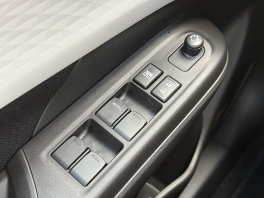 Suzuki Swift 1.2 Comfort Smart Hybrid **NIEUWE AUTO** ActivLease financial lease