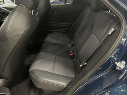 Toyota C-HR 2.0 Plug-in Hybrid 220 Executive ActivLease financial lease