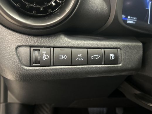 Toyota C-HR 2.0 Plug-in Hybrid 220 Executive ActivLease financial lease