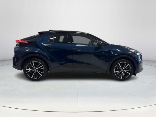 Toyota C-HR 2.0 Plug-in Hybrid 220 Executive ActivLease financial lease