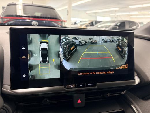 Toyota C-HR 2.0 Plug-in Hybrid 220 First Edition ActivLease financial lease