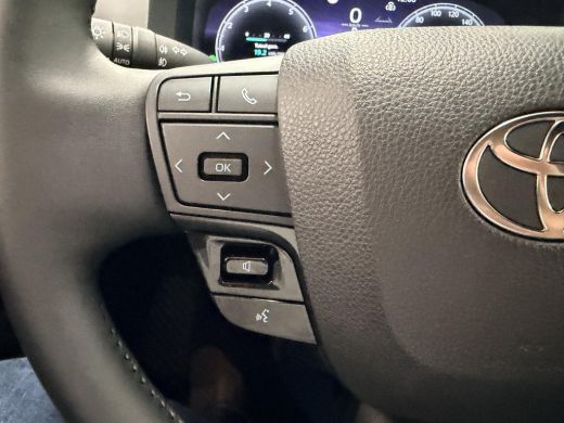 Toyota C-HR 2.0 Plug-in Hybrid 220 First Edition ActivLease financial lease