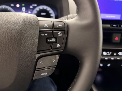 Toyota C-HR 2.0 Plug-in Hybrid 220 First Edition ActivLease financial lease