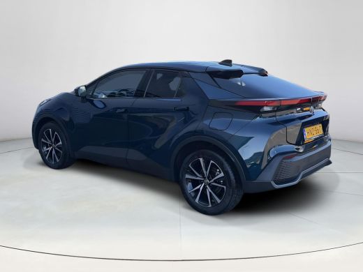 Toyota C-HR 2.0 Plug-in Hybrid 220 First Edition ActivLease financial lease