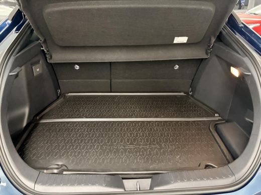 Toyota C-HR 2.0 Plug-in Hybrid 220 First Edition ActivLease financial lease