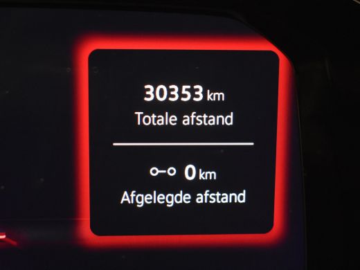 Volkswagen Golf 1.5 eHybrid Life Edition 204Pk DSG/AUTO | Glazen panorama-dak | Achteruitrijcamera | Apple carpla... ActivLease financial lease