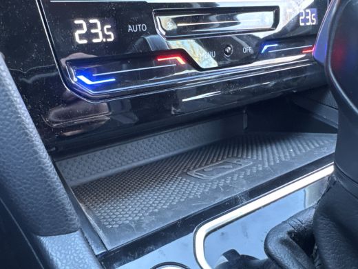 Volkswagen Passat Variant 1.5 TSI 150PK DSG BUSINESS CAMERA/ACC/NAVI ActivLease financial lease