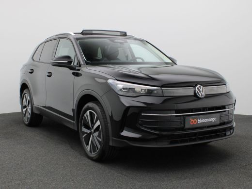 Volkswagen Tiguan 1.5 eHybrid Life Edition 204PK DSG Pano-Schuifdak, Trekhaak, 19" LM Velgen, Navi via apple carpla... ActivLease financial lease
