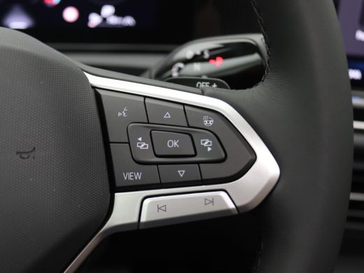 Volkswagen Tiguan 1.5 eHybrid Life Edition 204PK DSG Pano-Schuifdak, Trekhaak, 19" LM Velgen, Navi via apple carpla... ActivLease financial lease