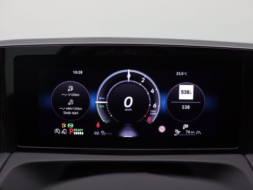 Volkswagen Tiguan 1.5 eHybrid Life Edition 204PK DSG Pano-Schuifdak, Trekhaak, 19" LM Velgen, Navi via apple carpla... ActivLease financial lease