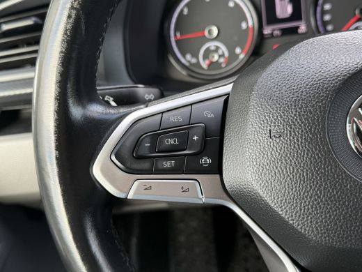 Volkswagen Transporter 2.0 TDI 111 PK HIGHLINE / STARLIGHT BLUE METALLIC / L2H1 / TREKHAAK / IMPERIAAL / CAMERA / CRUISE... ActivLease financial lease