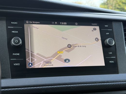 Volkswagen Transporter 2.0 TDI 111 PK HIGHLINE / STARLIGHT BLUE METALLIC / L2H1 / TREKHAAK / IMPERIAAL / CAMERA / CRUISE... ActivLease financial lease