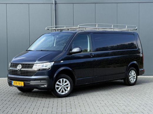 Volkswagen Transporter 2.0 TDI 111 PK HIGHLINE / STARLIGHT BLUE METALLIC / L2H1 / TREKHAAK / IMPERIAAL / CAMERA / CRUISE... ActivLease financial lease