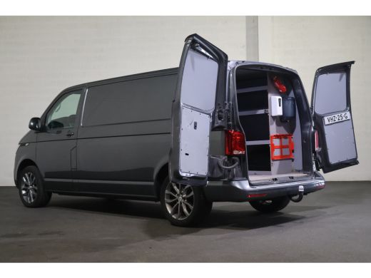 Volkswagen Transporter 2.0 TDI L2 H1 150pk Airco Navigatie Camera ActivLease financial lease