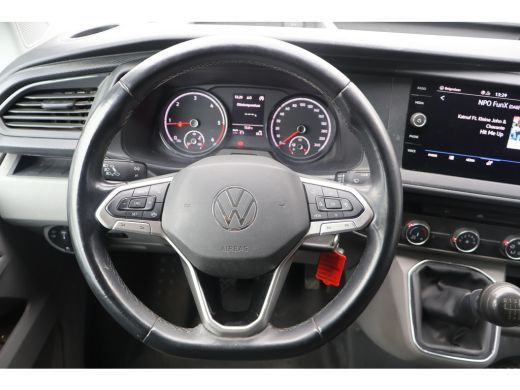 Volkswagen Transporter 2.0 TDI L2 H1 150pk Airco Navigatie Camera ActivLease financial lease