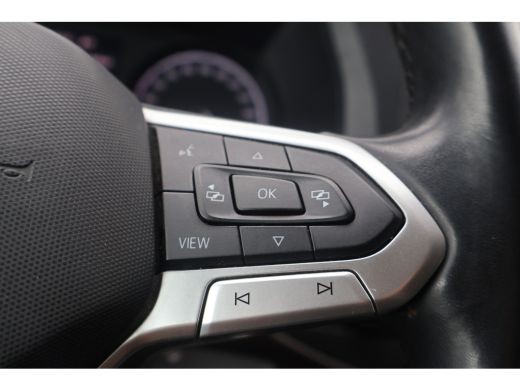 Volkswagen Transporter 2.0 TDI L2 H1 150pk Airco Navigatie Camera ActivLease financial lease