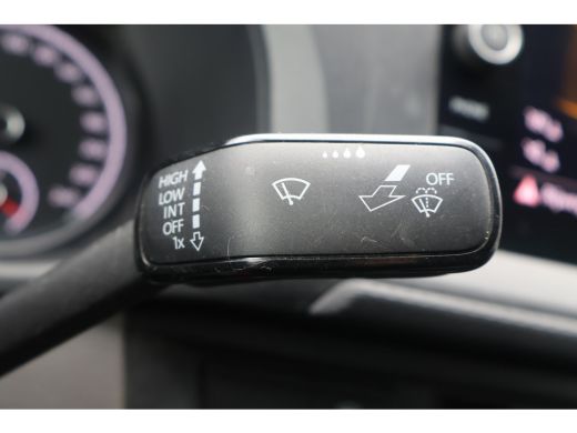 Volkswagen Transporter 2.0 TDI L2 H1 150pk Airco Navigatie Camera ActivLease financial lease