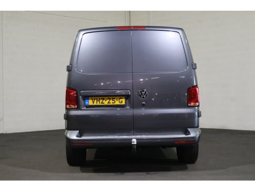 Volkswagen Transporter 2.0 TDI L2 H1 150pk Airco Navigatie Camera ActivLease financial lease