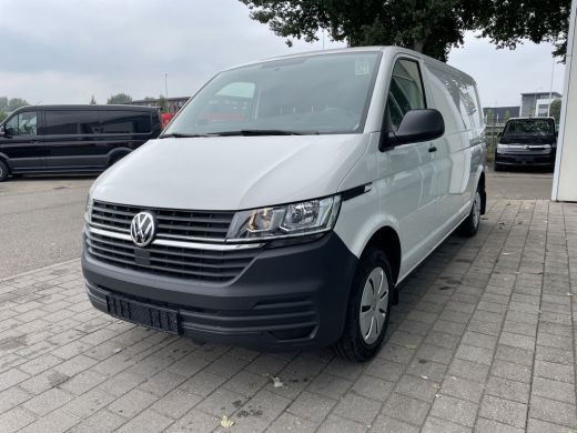 Volkswagen Transporter 2.0 TDI L2H1 28 110 pk | Bluetooth | Airco | achterdeuren | 3 zits ActivLease financial lease
