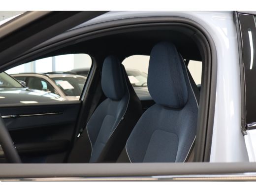 Volvo  EX30 272PK Single Motor Plus | Elek Stoelen | Stoel & Stuurverw. | HK Audio | Blis | 18'' ActivLease financial lease