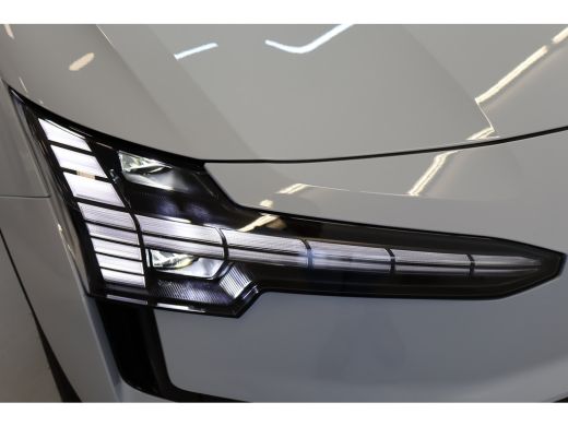 Volvo  EX30 272PK Single Motor Plus | Elek Stoelen | Stoel & Stuurverw. | HK Audio | Blis | 18'' ActivLease financial lease