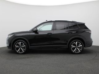 Volkswagen Tiguan 1.5 eHybrid Life Edition 204PK DSG Pano-Schuifdak, Trekhaak, 19" LM Velgen, Navi via apple carpla...