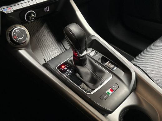 Alfa Romeo Tonale 1.3T PHEV Ti 280Pk Automaat (APPLE CARPLAY, GROOT NAVI, CAMERA, ADAPTIVE CRUISE, SPORTSTOELEN, GE... ActivLease financial lease