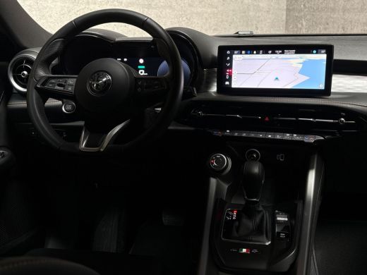 Alfa Romeo Tonale 1.3T PHEV Ti 280Pk Automaat (APPLE CARPLAY, GROOT NAVI, CAMERA, ADAPTIVE CRUISE, SPORTSTOELEN, GE... ActivLease financial lease
