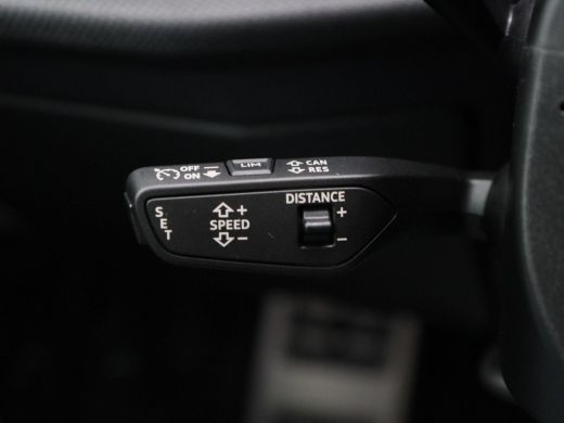 Audi A3 Sportback 45 TFSi e 272 Pk S-Line Competition | Stoelverwarming | Panorama dak | Sonos Audio | Ca... ActivLease financial lease