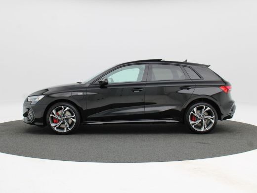 Audi A3 Sportback 45 TFSi e 272 Pk S-Line Competition | Stoelverwarming | Panorama dak | Sonos Audio | Ca... ActivLease financial lease