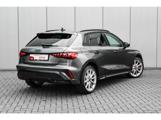 Audi A3 Sportback 45 TFSI e S edition Competition 272PK | Sonos Audio | Head-up Display | Elek. stoel | C... ActivLease financial lease