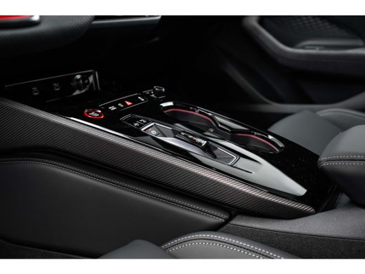 Audi RS5 Limousine e-hybrid 470 kW / 639 pk | 360 graden Topview camera's | Achterklep elektrisch te opene... ActivLease financial lease