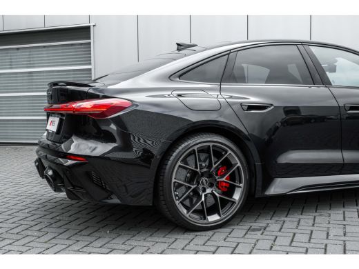 Audi RS5 Limousine e-hybrid 470 kW / 639 pk | 360 graden Topview camera's | Achterklep elektrisch te opene... ActivLease financial lease