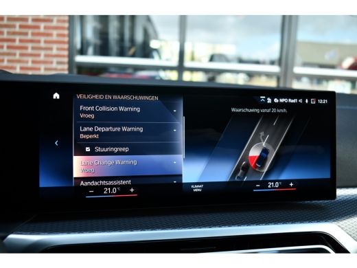 BMW 3 Serie Touring 330e M-Sport Pro Pano M-zetels ACC HUD HiFi 19inch ActivLease financial lease